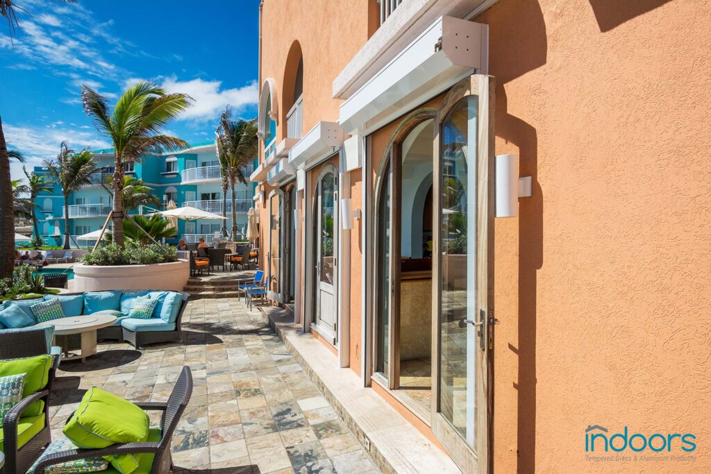 Roll up shutters Sint Maarten Oyster Beach Resort